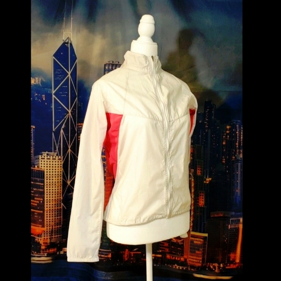 Patagonia Womens Nine Trails Jacket 